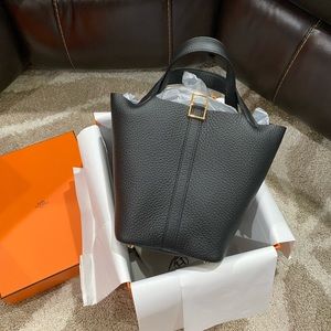 Picotin Lock 18 bag in Noir